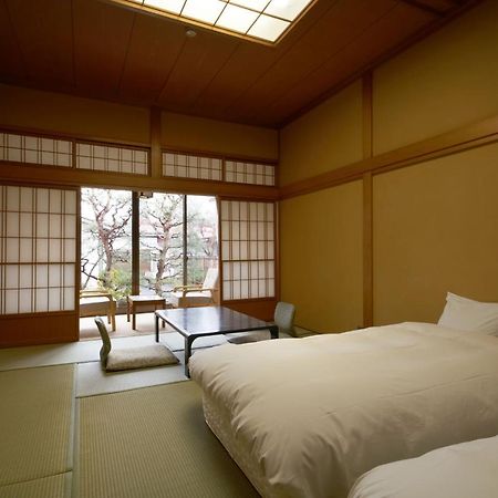 Takamiya Ryokan Sagiya Sansorai Kaminoyama Экстерьер фото